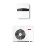 Vue rapprochée Ariston NIMBUS PLUS 80 ST NET R32 panneau Sensys HD et interface